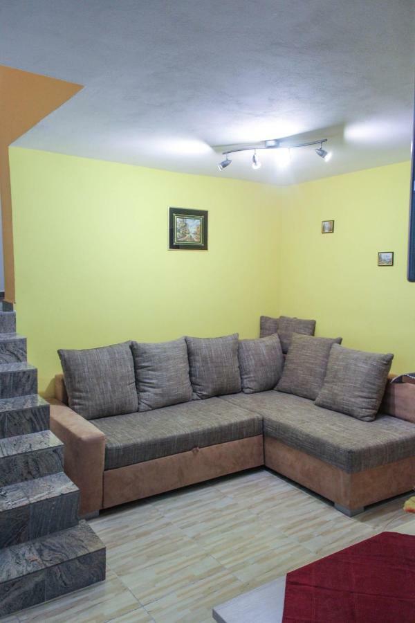 Apartman Marta Banka 외부 사진